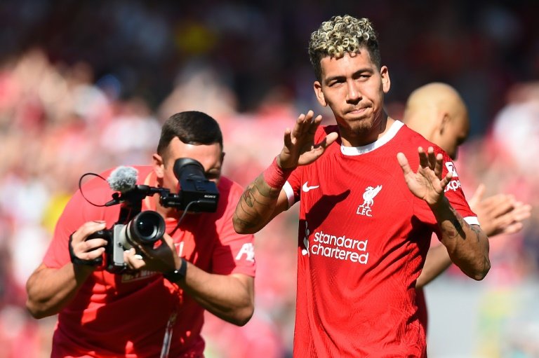 Man Utd, Newcastle on brink of sealing top four places after Liverpool draw