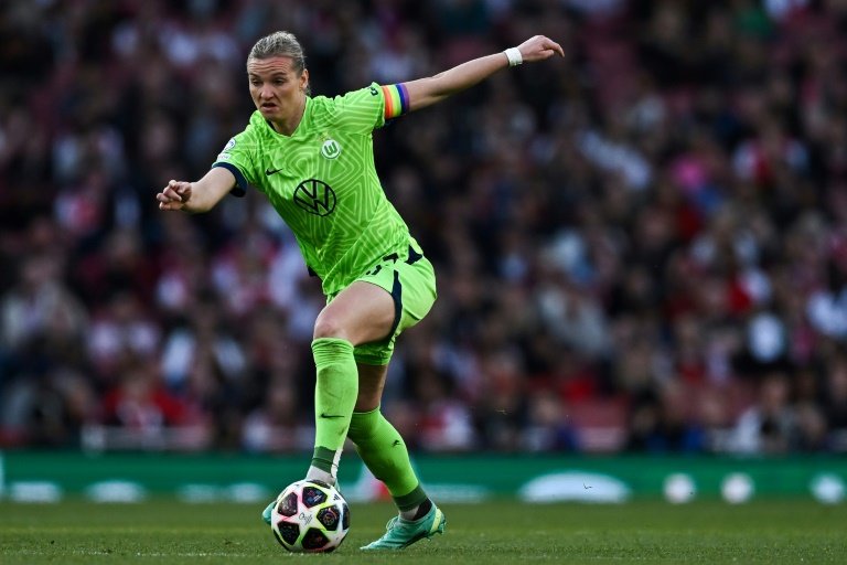 Popp calls on underdogs Wolfsburg to channel spirit of 2013 against Barca