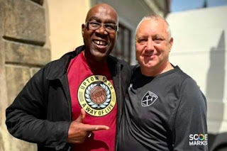 West Ham hooligan 'top boy' has picture with Knollsy